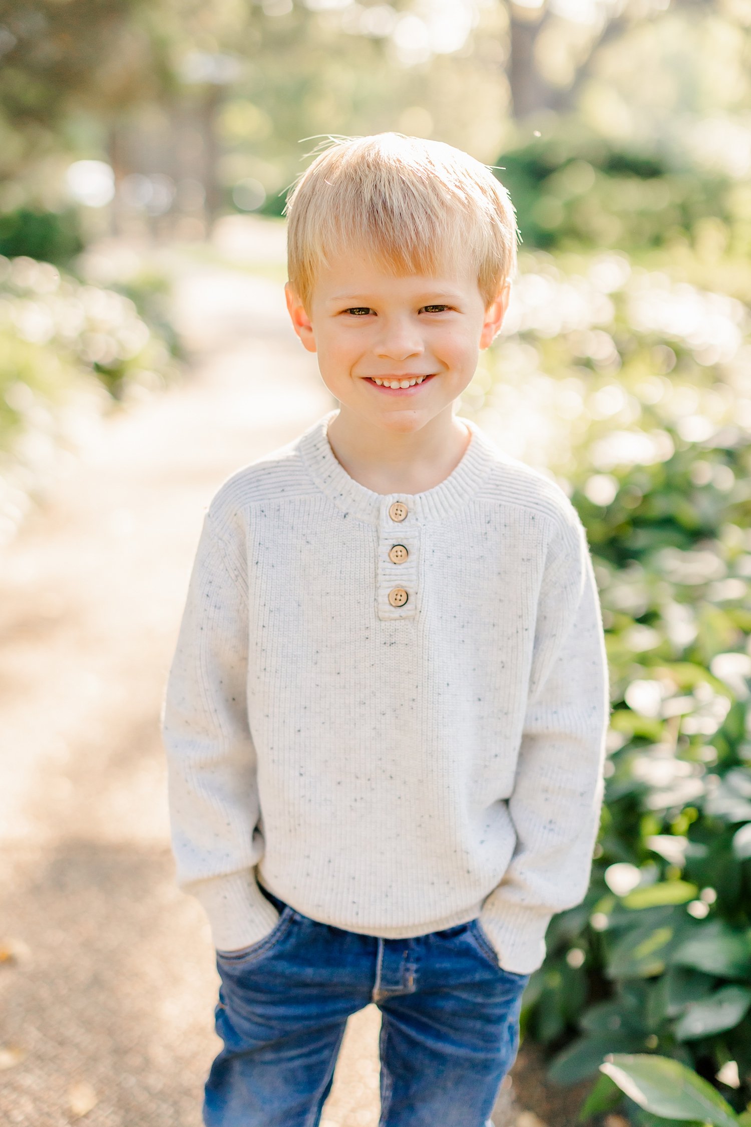 sarah-schmidt-photography-virginia-family-photographer-fall-park-family-session-in-alexandria-virginia_0010.jpg