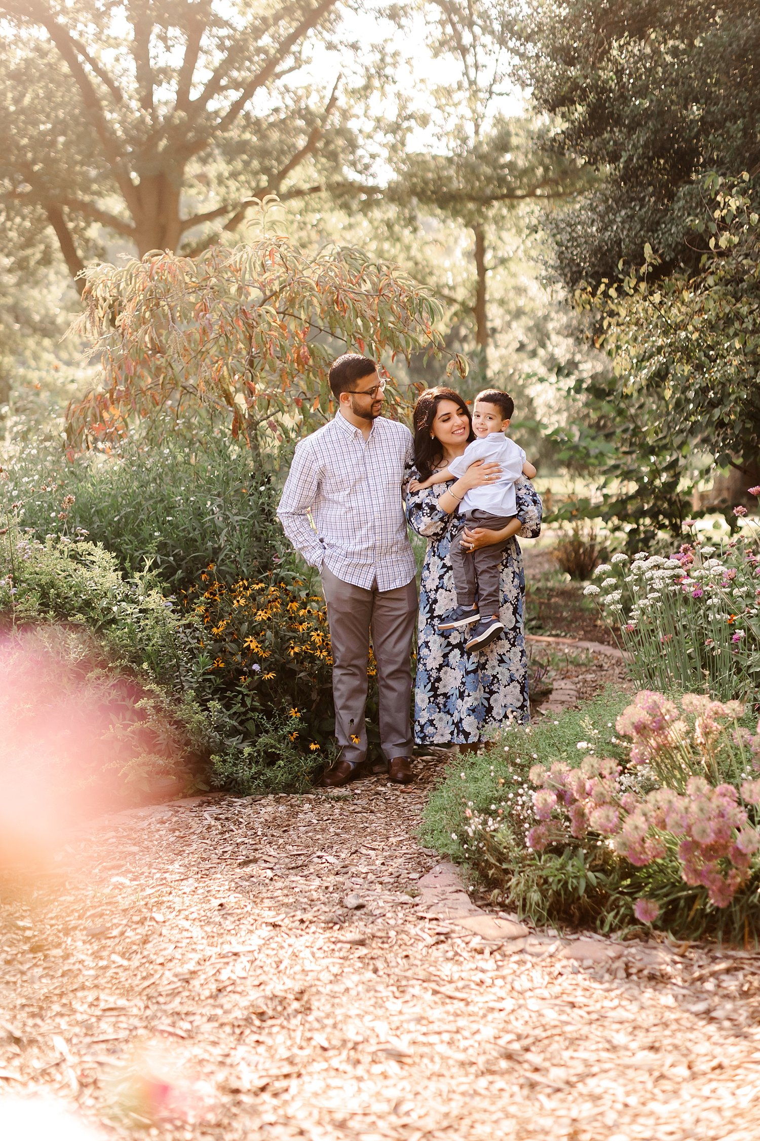 sarah-schmidt-photography-virginia-family-photographer-garden-family-session_0005.jpg