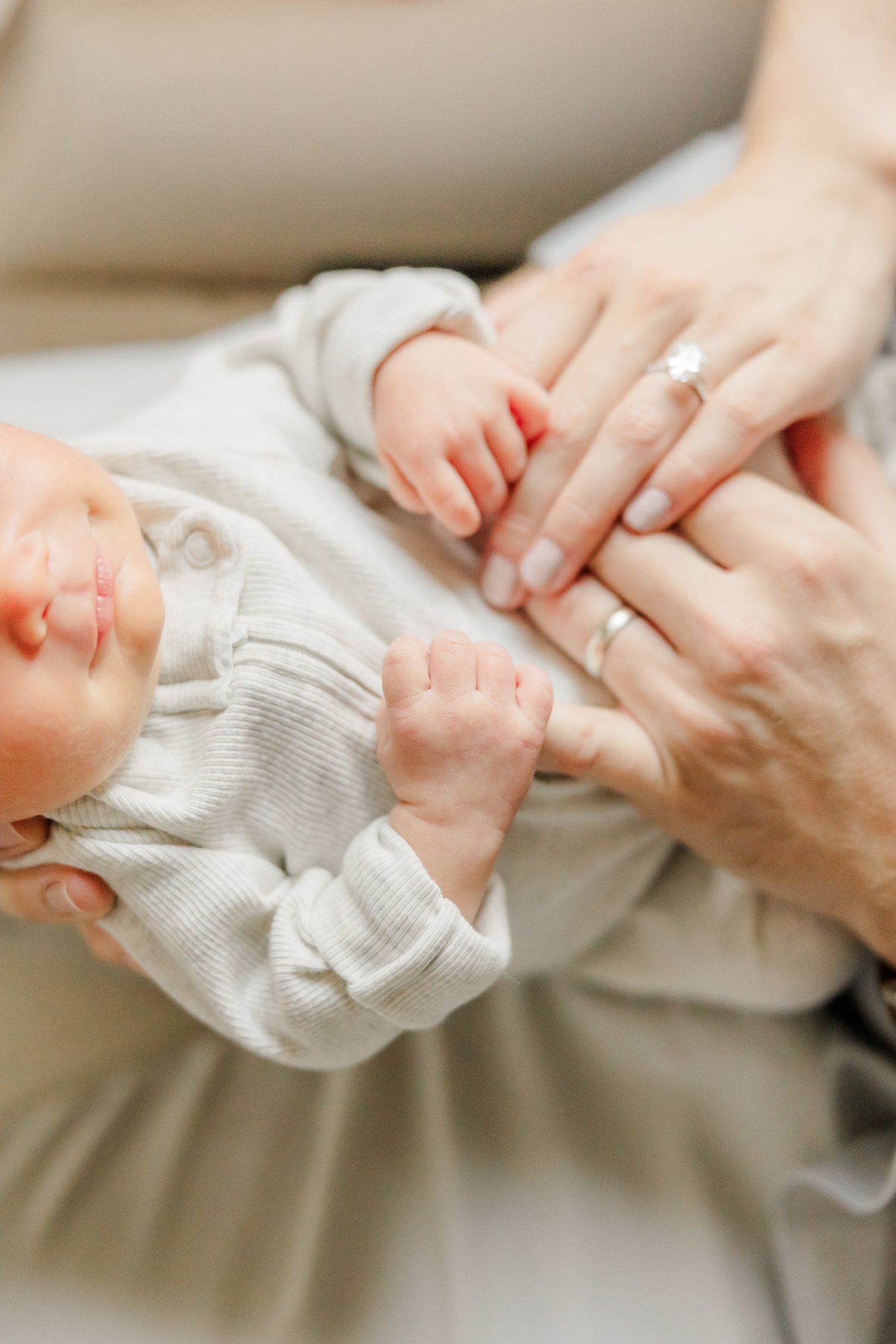 sarah-schmidt-photography-virginia-newborn-photographer-lifestyle-newborn-session-micah_0041.jpg