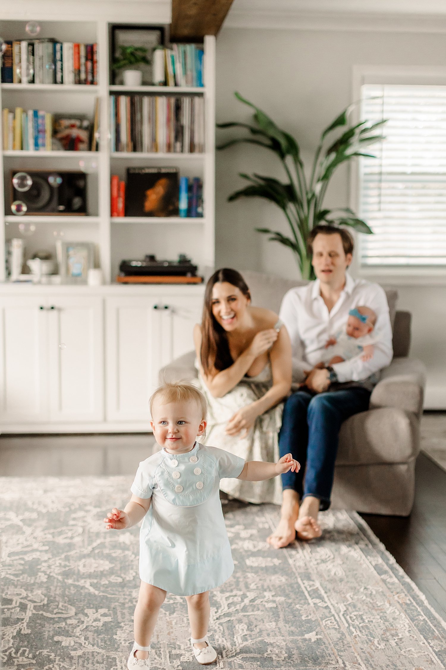 sarah-schmidt-photography-virginia-newborn-photographer-relaxed-in-home-newborn-session_0049.jpg