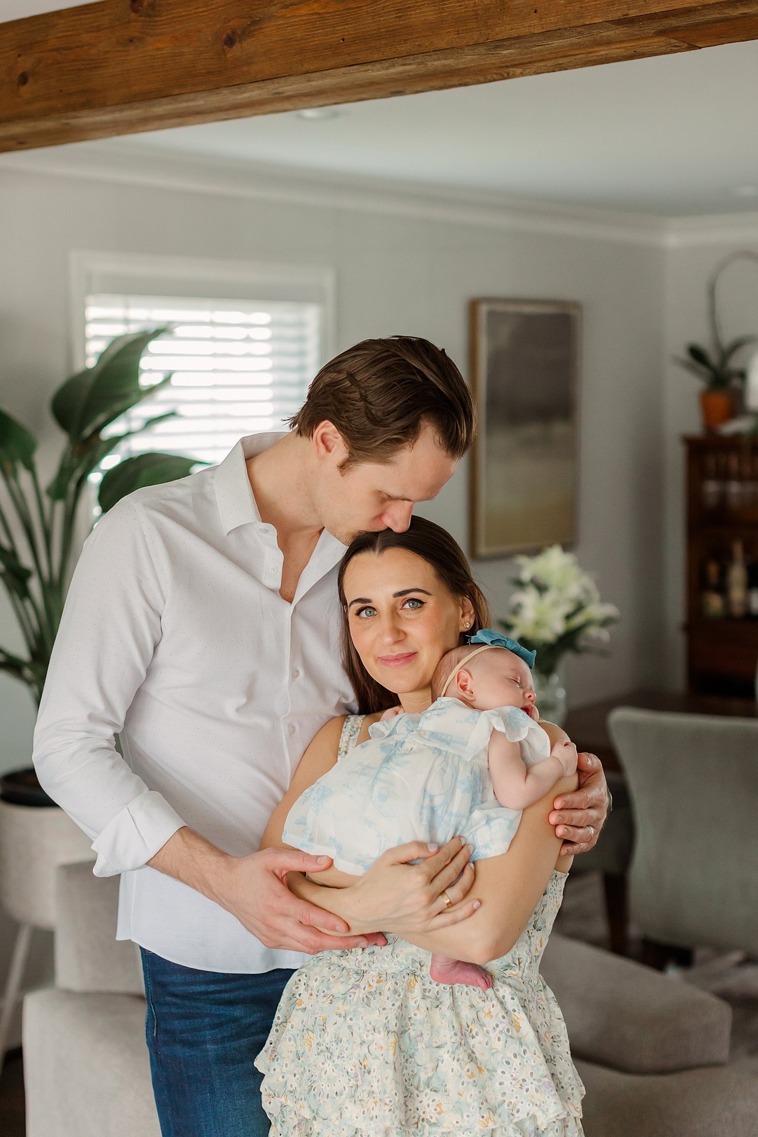 sarah-schmidt-photography-virginia-newborn-photographer-relaxed-in-home-newborn-session_0062.jpg