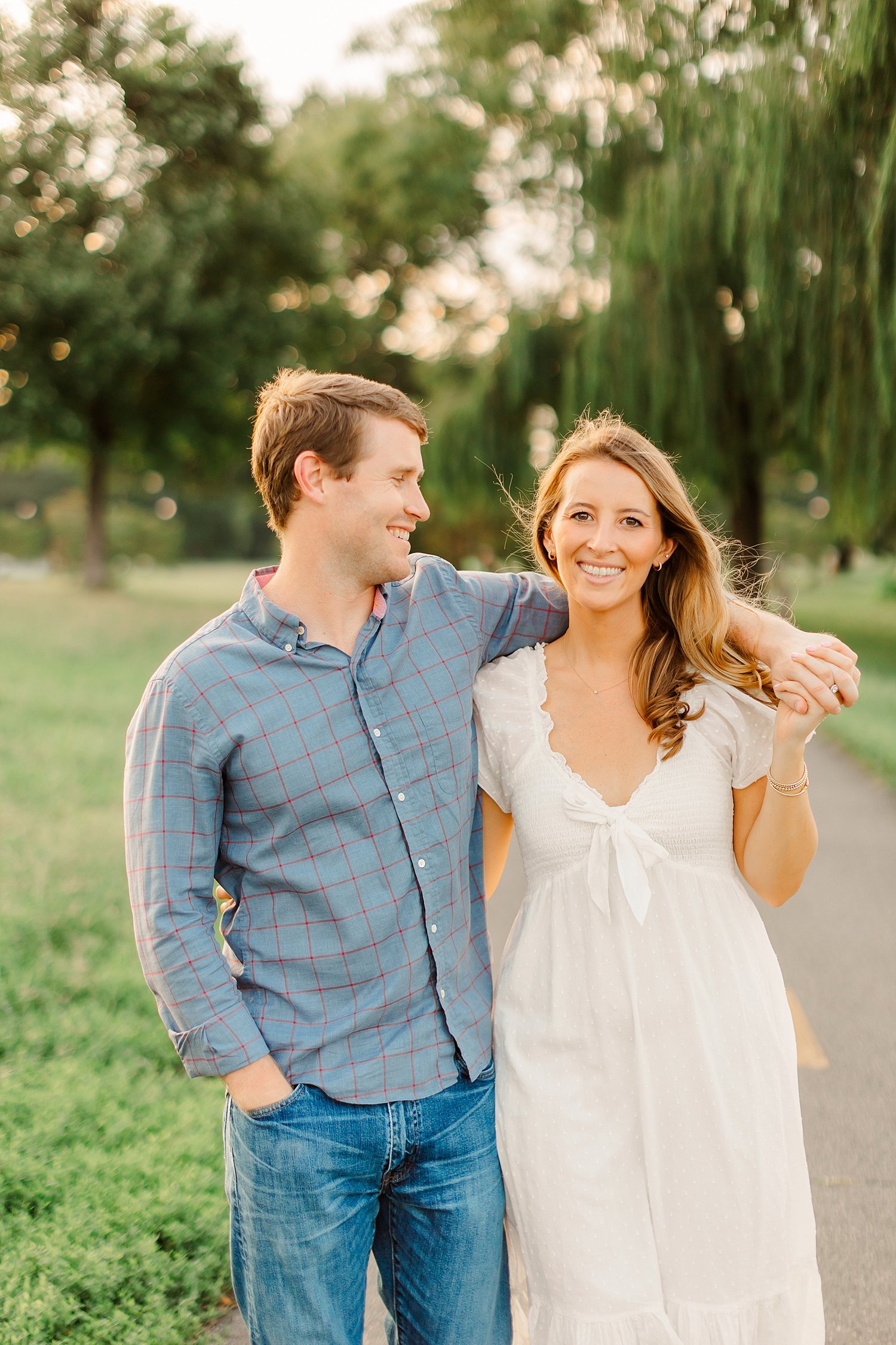 sarah-schmidt-photography-virginia-wedding-photographer-park-engagement-session_0055.jpg