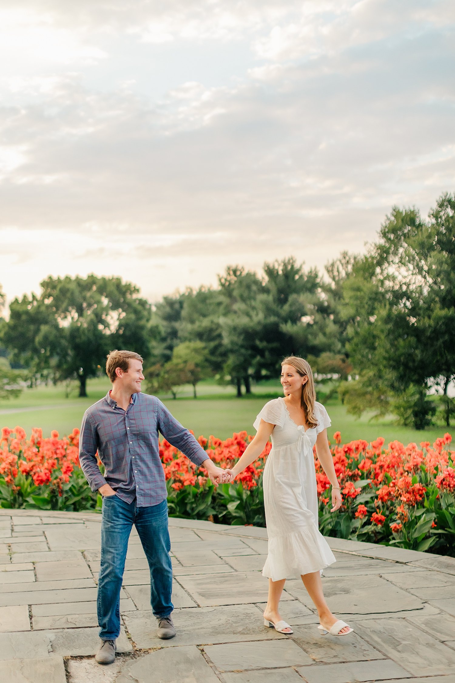 sarah-schmidt-photography-virginia-wedding-photographer-park-engagement-session_0080.jpg