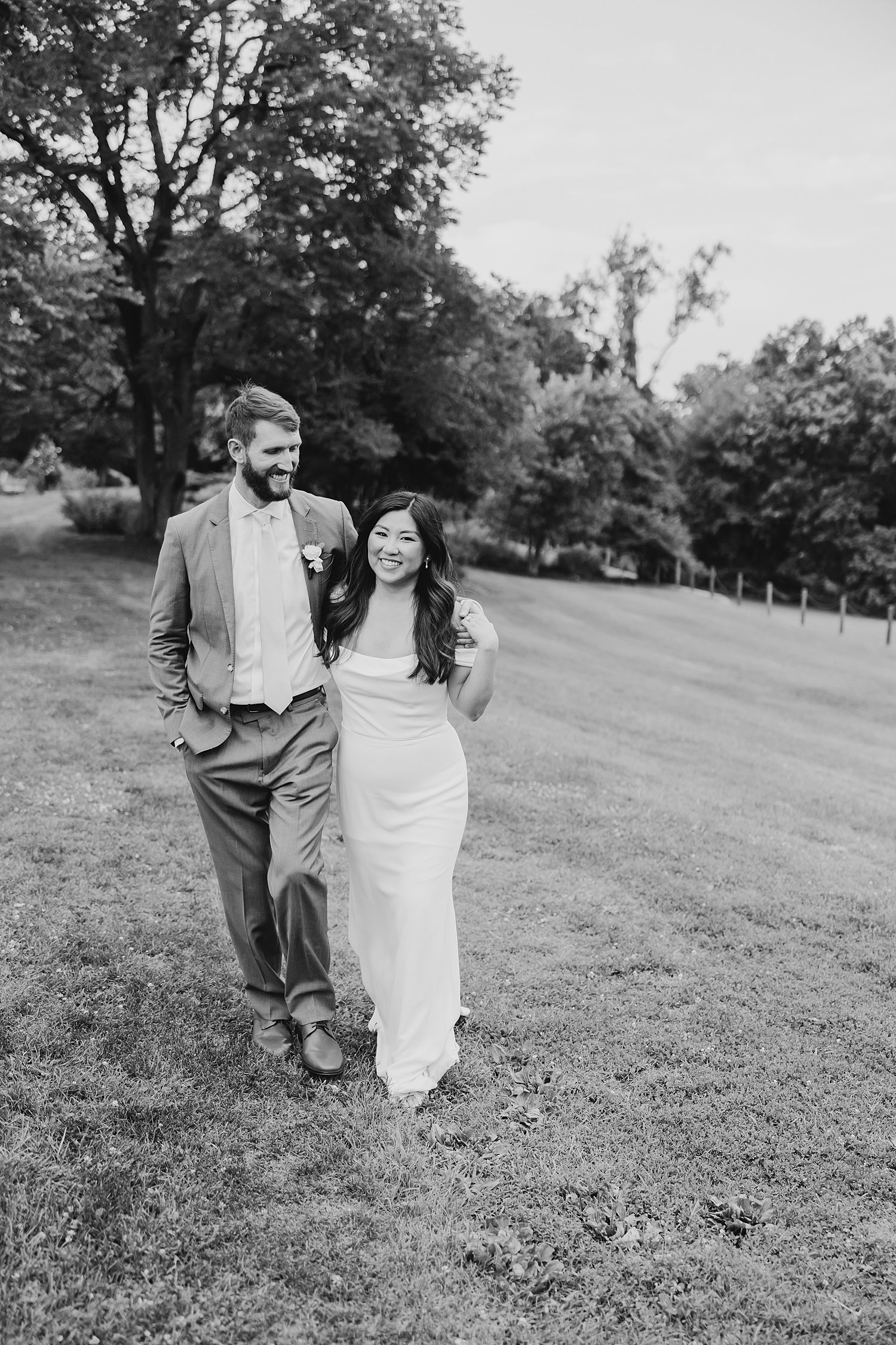 sarah-schmidt-photography-virginia-wedding-photographer-river-farm-wedding-summer_0038.jpg