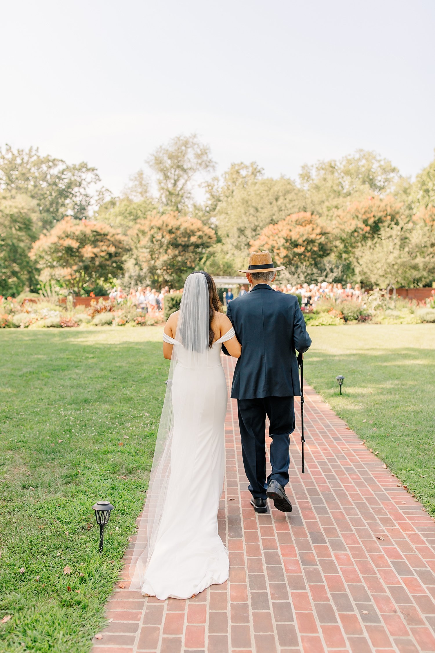 sarah-schmidt-photography-virginia-wedding-photographer-river-farm-wedding-summer_0058.jpg