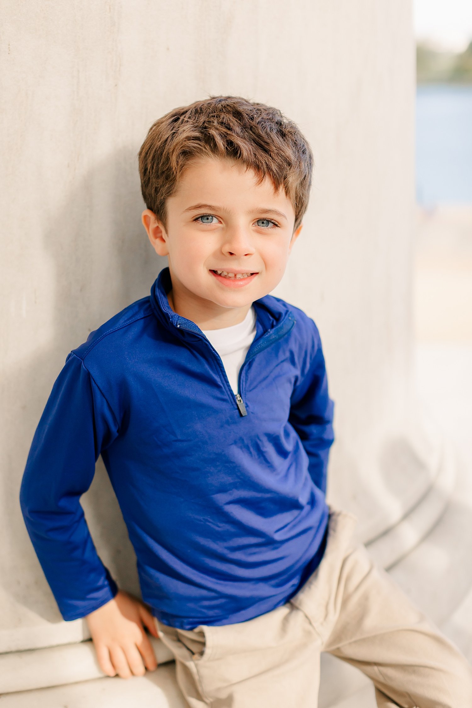 sarah-schmidt-photography-dc-family-photographer-fall-session-at-the-lincoln-memorial_0012.jpg