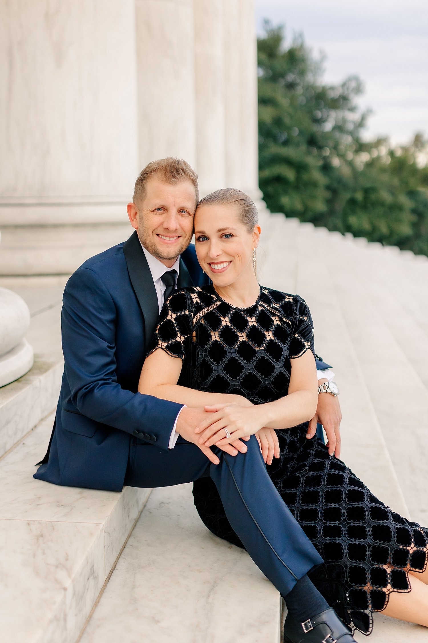 sarah-schmidt-photography-virginia-family-photographer-elegant-lincoln-memorial-family-session_0005.jpg