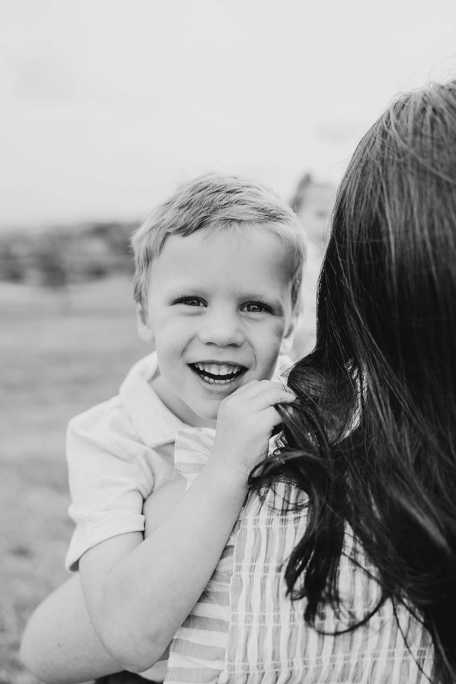 sarah-schmidt-photography-virginia-family-photographer-family-session-at-the-farm_0019.jpg