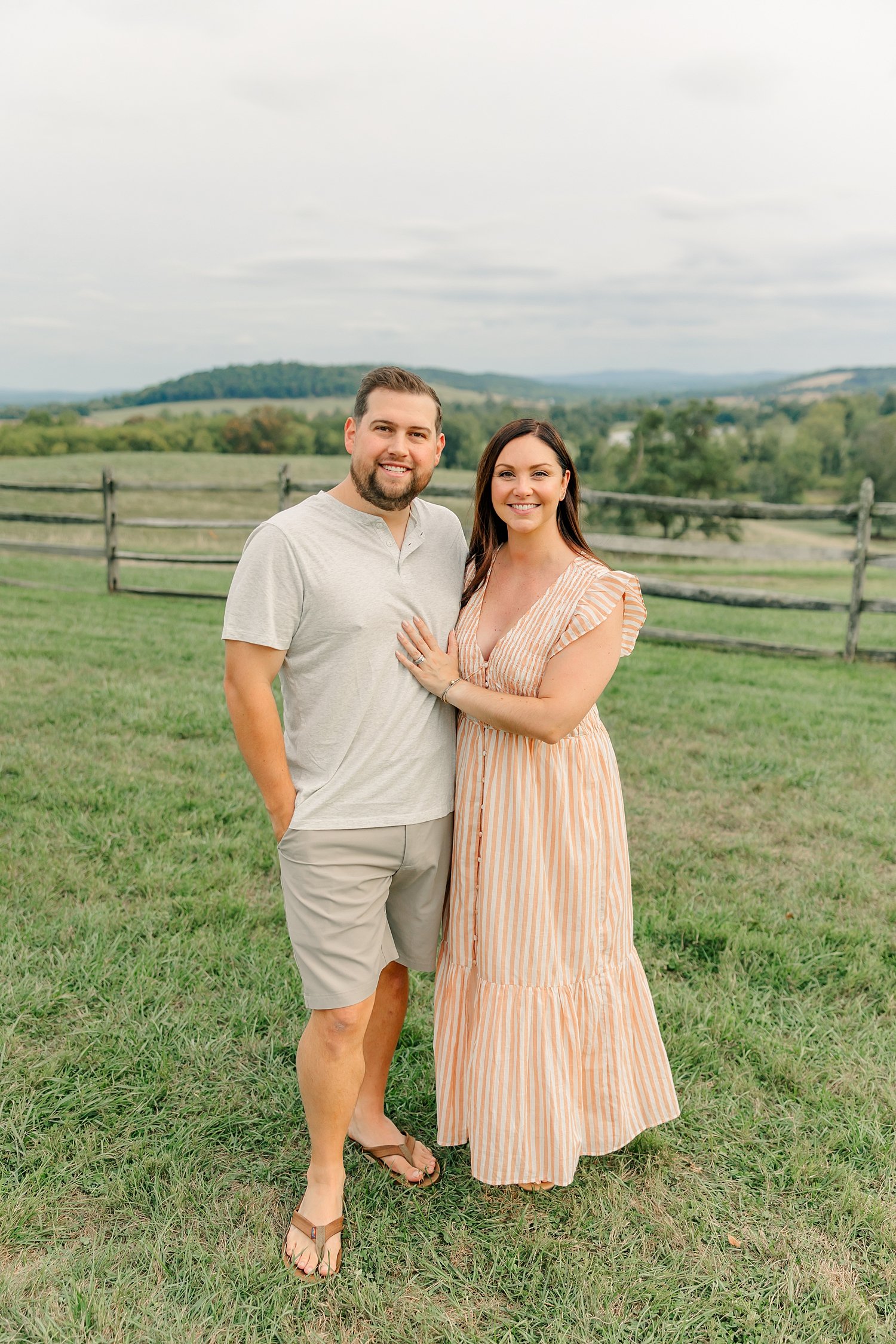 sarah-schmidt-photography-virginia-family-photographer-family-session-at-the-farm_0035.jpg