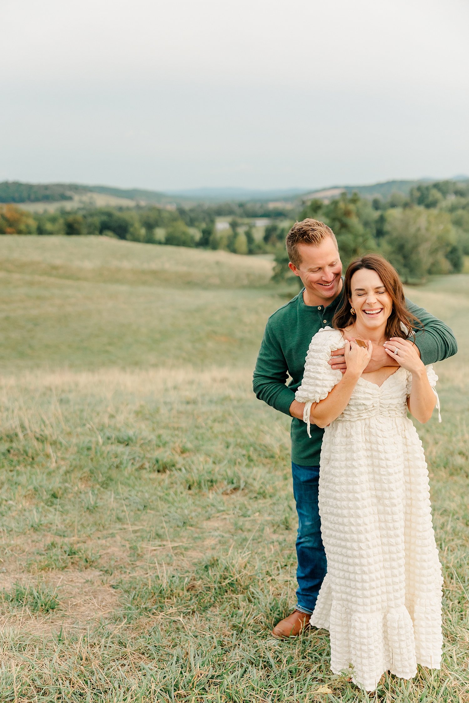 sarah-schmidt-photography-virginia-family-photographer-farm-family-session_0029.jpg