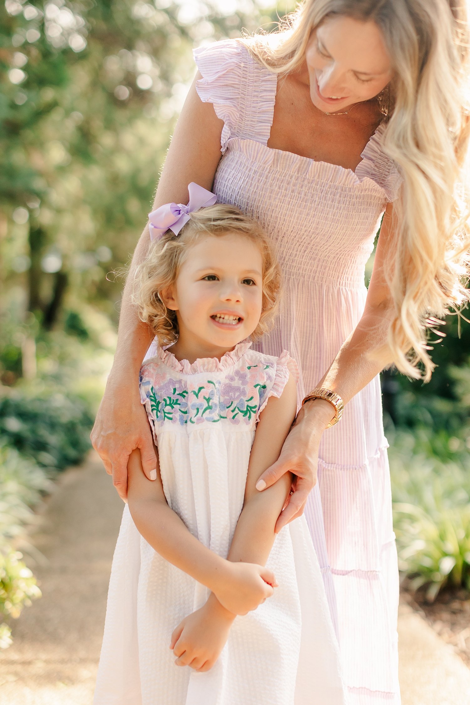 sarah-schmidt-photography-virginia-family-photographer-joyful-spring-garden-family-session_0026.jpg