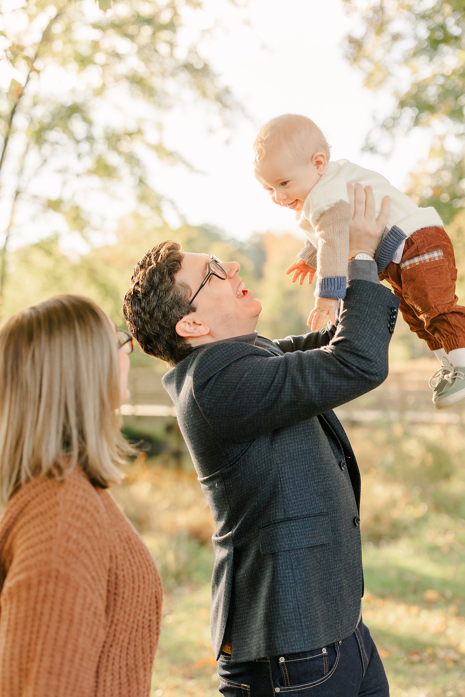 sarah-schmidt-photography-virginia-family-photographer-outdoor-golden-hour-fall-family-midi-session_0003.jpg