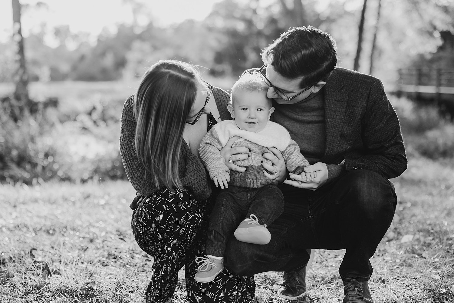 sarah-schmidt-photography-virginia-family-photographer-outdoor-golden-hour-fall-family-midi-session_0010.jpg