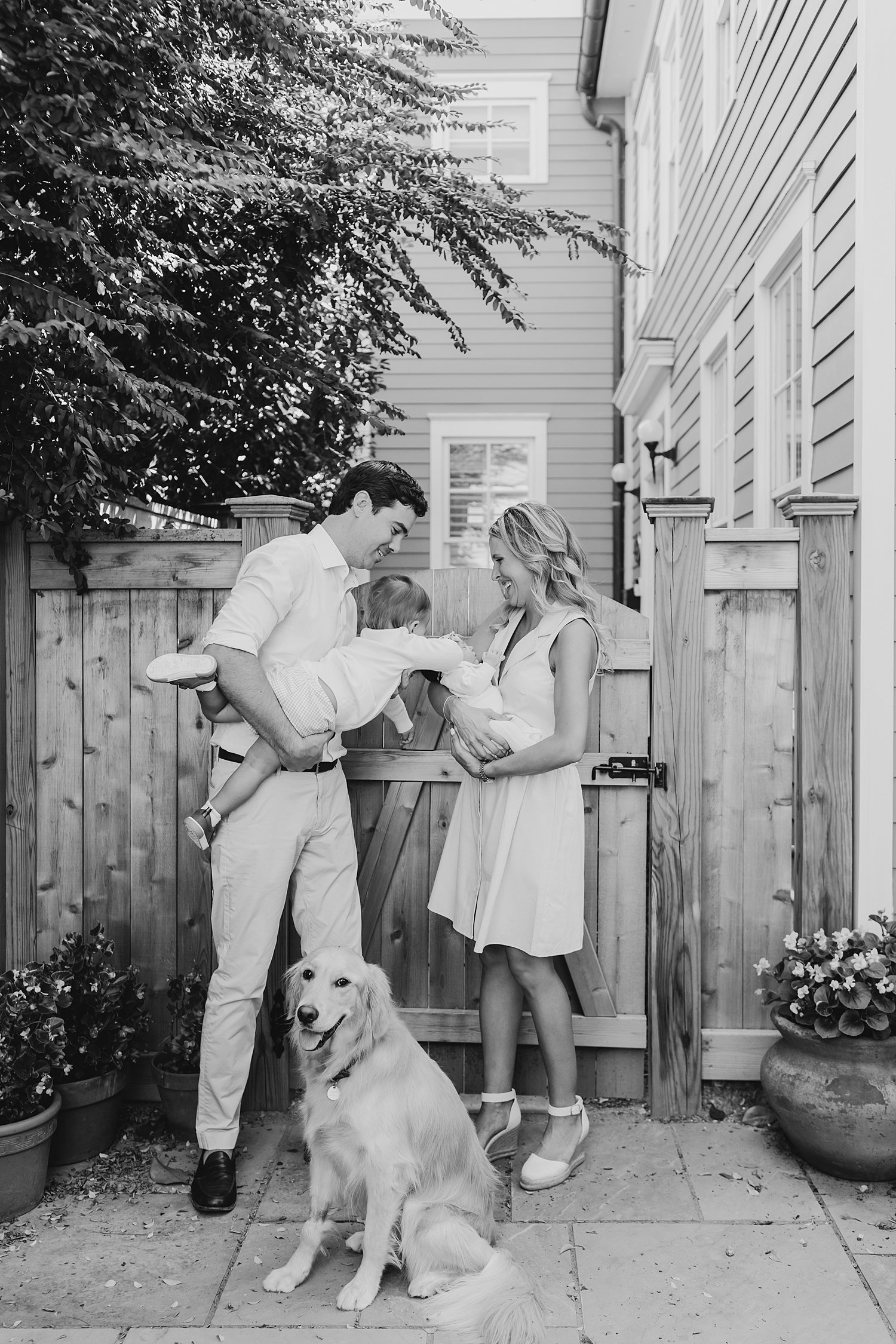 sarah-schmidt-photography-virginia-newborn-photographer-classic-preppy-in-home-newborn-lifestyle-session_0002.jpg