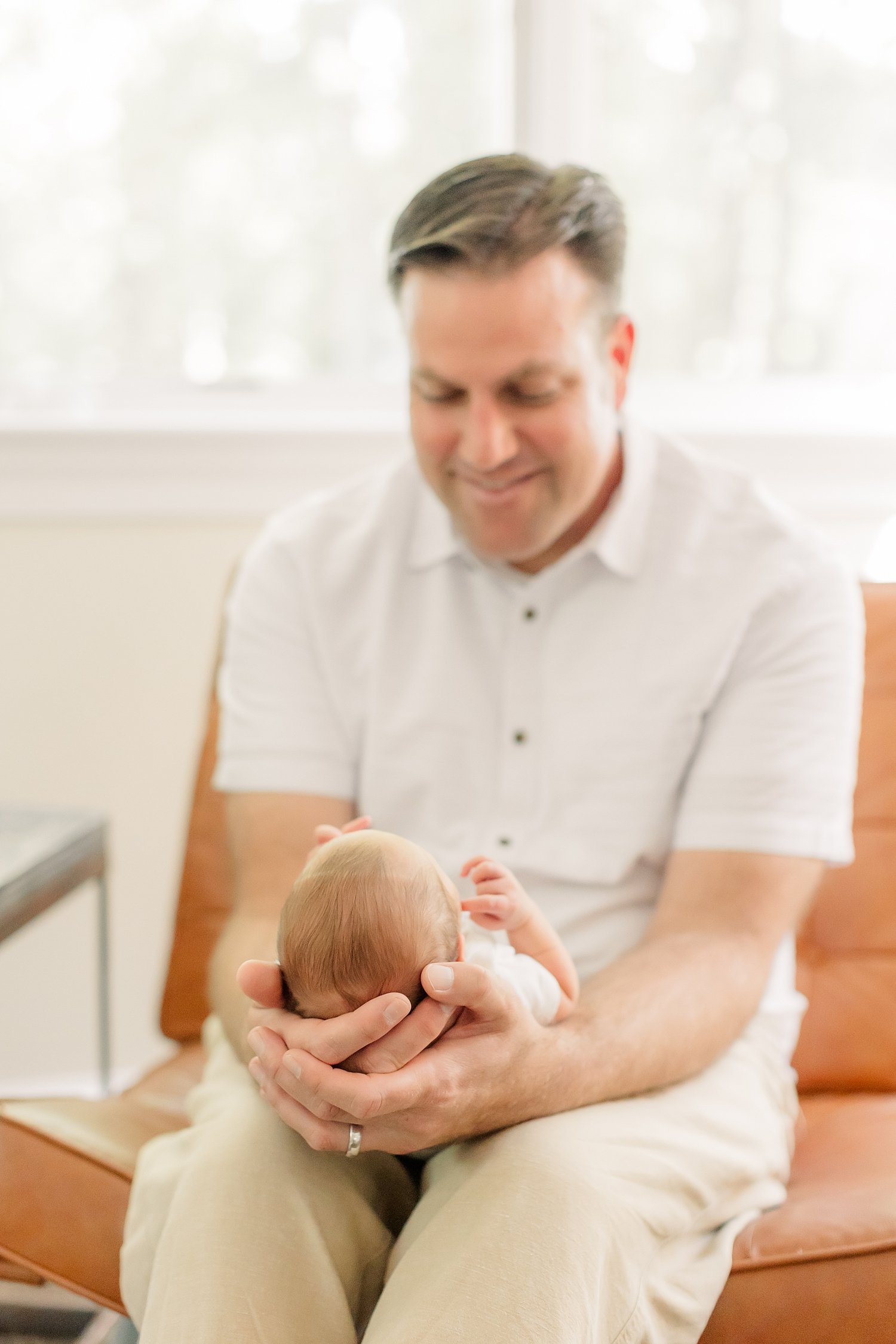 sarah-schmidt-photography-virginia-newborn-photographer-in-home-newborn-boy-session-with-siblings_0024.jpg